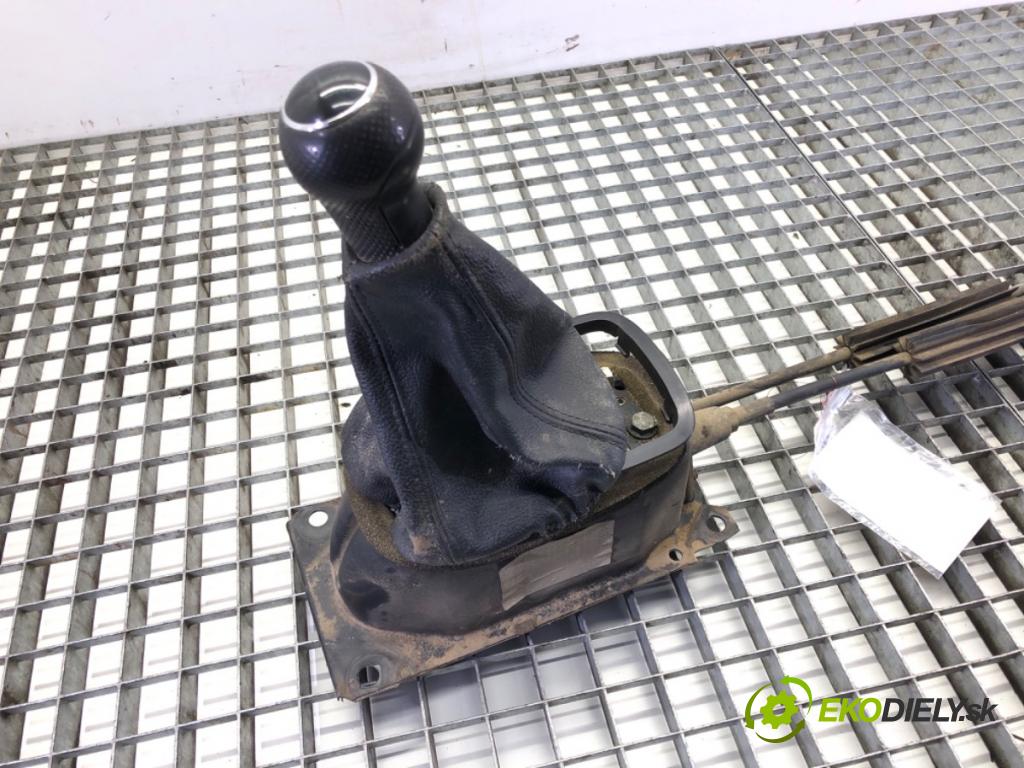 VW POLO (6N2) 1999 - 2001    1.9 D 47 kW [64 KM] olej napędowy 1999 - 2001  Kulisa  (Rýchlostné páky / kulisy)