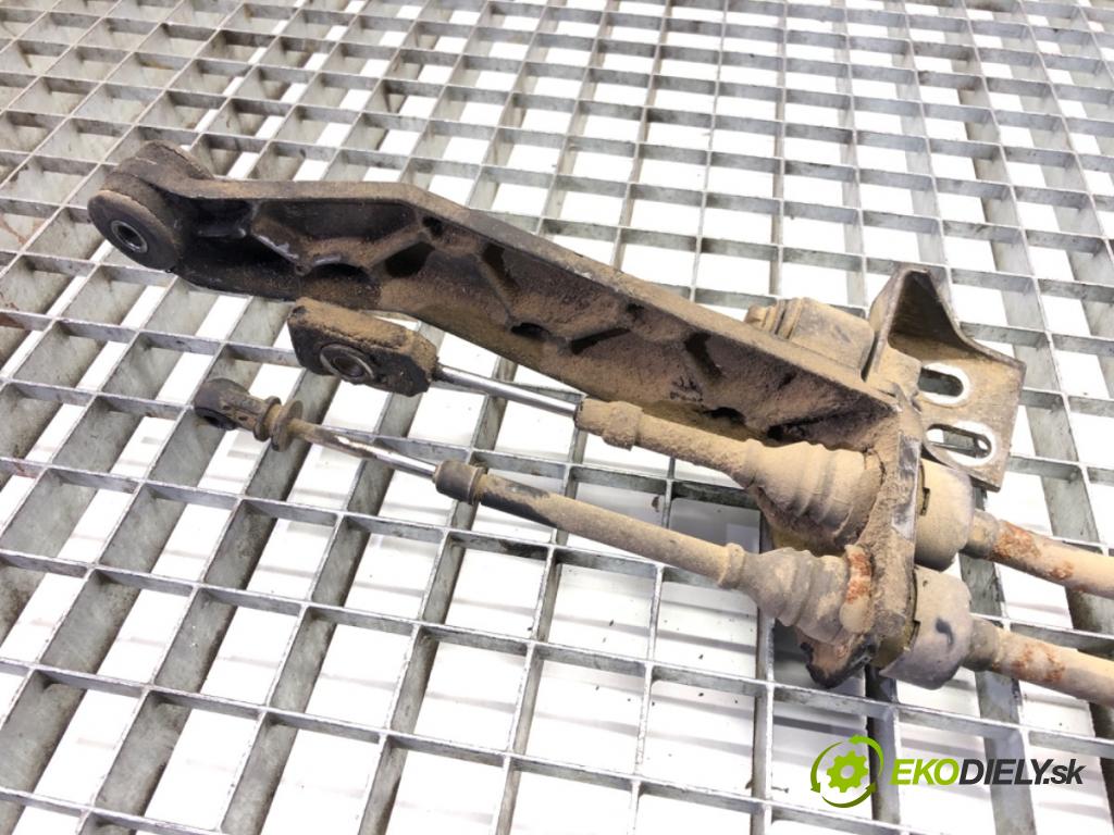 VW POLO (6N2) 1999 - 2001    1.9 D 47 kW [64 KM] olej napędowy 1999 - 2001  Kulisa  (Rýchlostné páky / kulisy)