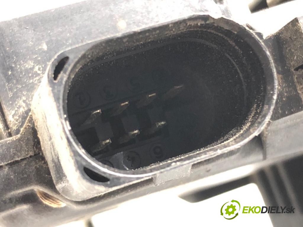 AUDI A4 B6 Avant (8E5) 2000 - 2005    1.9 TDI 96 kW [130 KM] olej napędowy 2001 - 2004  zámok dveře pravý zadní část 8E0839016C