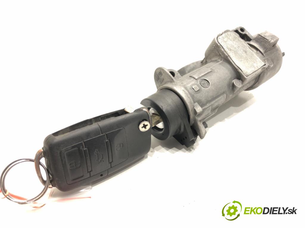 AUDI A4 B6 Avant (8E5) 2000 - 2005    1.9 TDI 96 kW [130 KM] olej napędowy 2001 - 2004  spinačka  (Spínacie skrinky a kľúče)