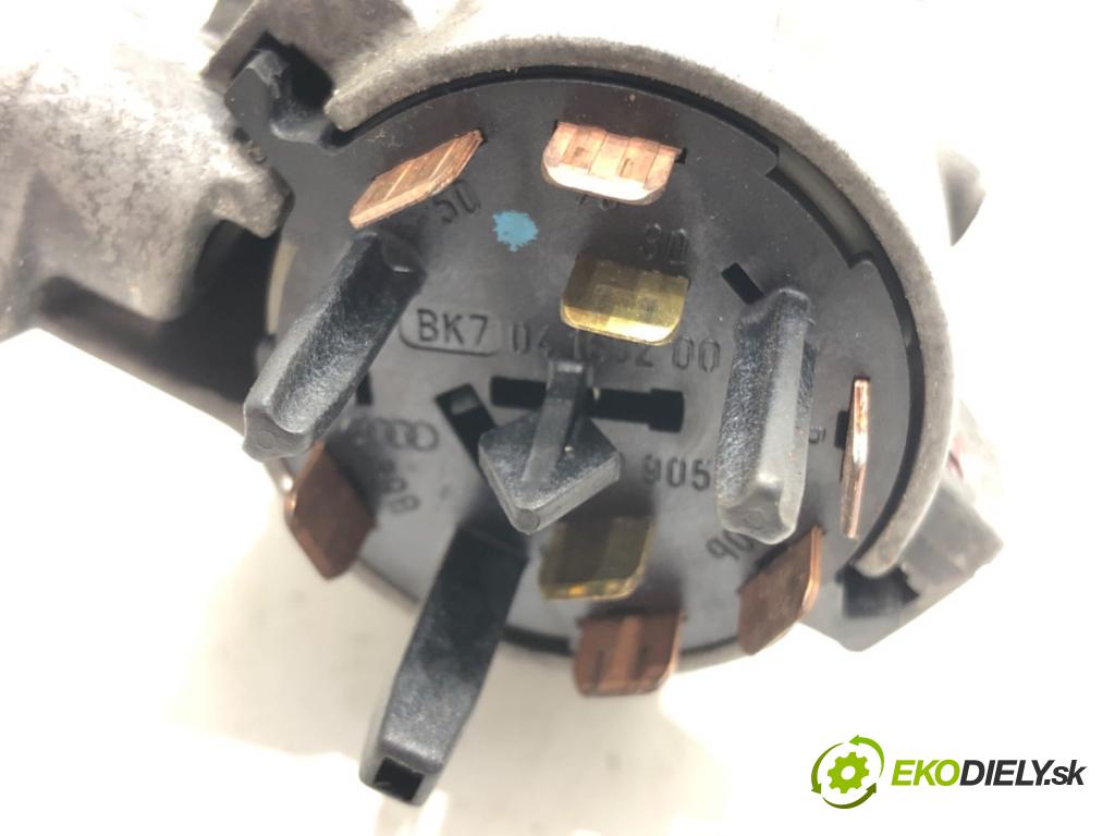 AUDI A4 B6 Avant (8E5) 2000 - 2005    1.9 TDI 96 kW [130 KM] olej napędowy 2001 - 2004  spinačka  (Spínacie skrinky a kľúče)