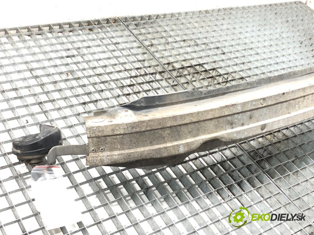 AUDI A4 B6 Avant (8E5) 2000 - 2005    1.9 TDI 96 kW [130 KM] olej napędowy 2001 - 2004  výztuha nárazníka přední část  (Výztuhy přední)