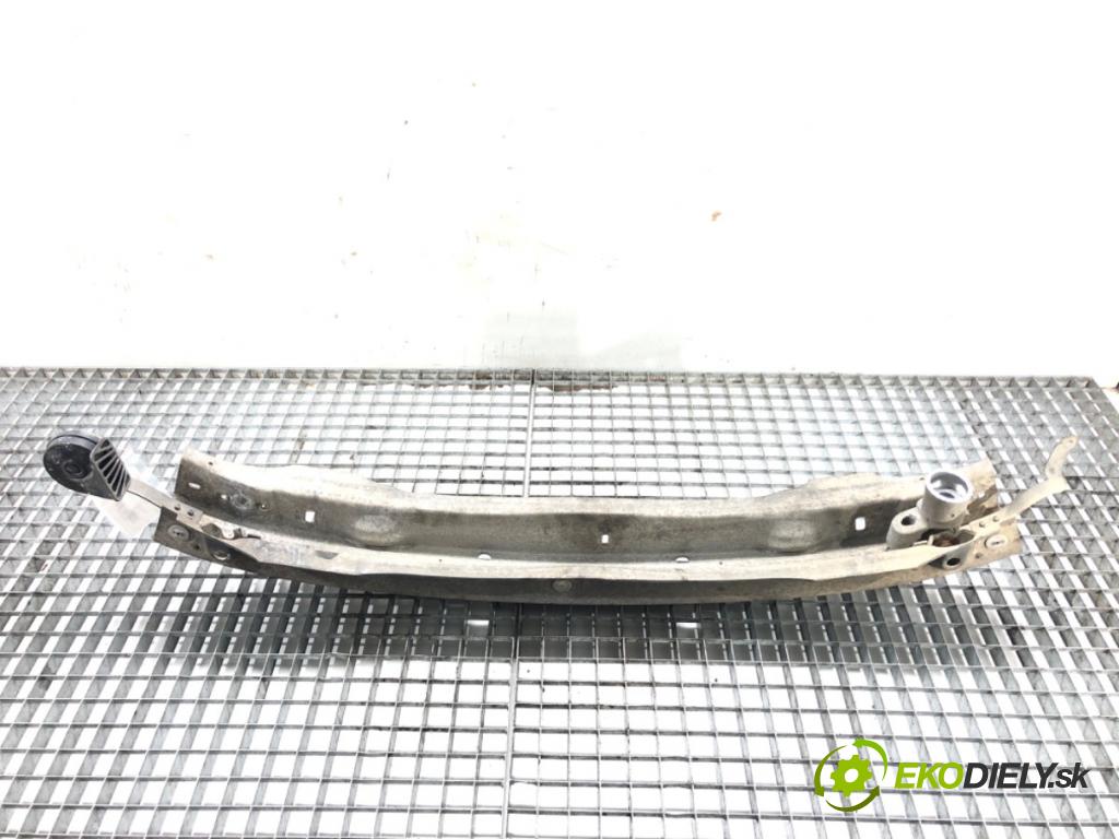 AUDI A4 B6 Avant (8E5) 2000 - 2005    1.9 TDI 96 kW [130 KM] olej napędowy 2001 - 2004  výztuha nárazníka přední část  (Výztuhy přední)