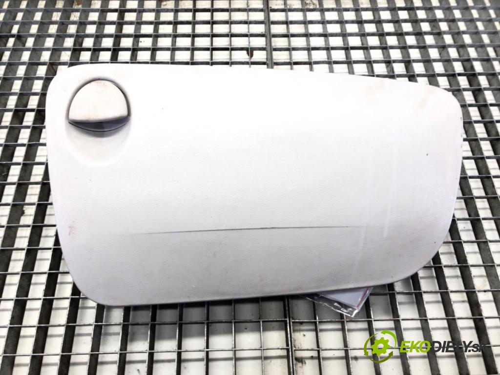 FIAT PUNTO (188_) 1999 - 2012    1.4 70 kW [95 KM] benzyna 2003 - 2012  Priehradka, kastlík spolujazdca  (Priehradky, kastlíky)