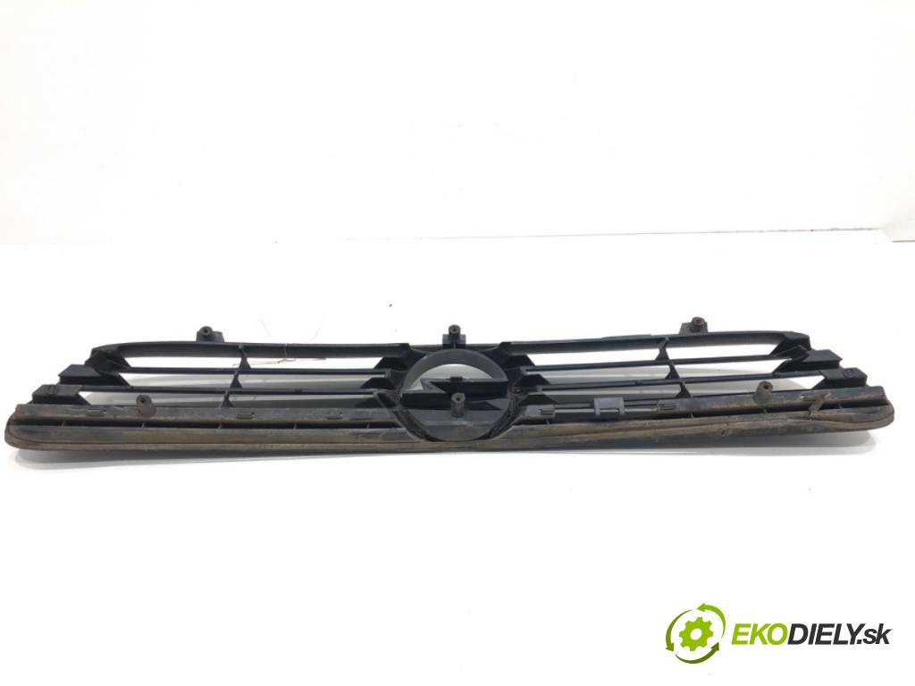 OPEL ASTRA G liftback (T98) 1998 - 2009    1.7 DTI 16V (F08, F48) 55 kW [75 KM] olej napędowy 2000 - 2005  mřížka maska 90588120 (Mřížky (masky) chladičů)