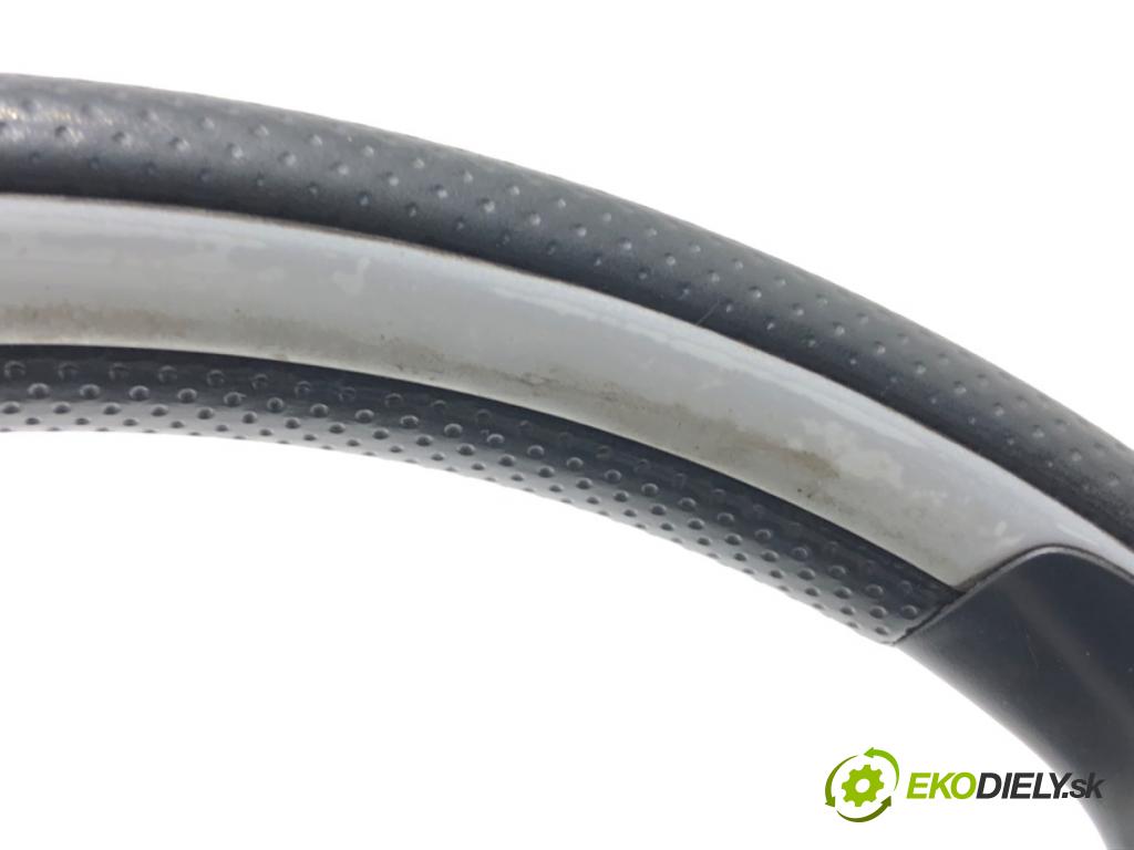 VW LUPO I (6X1, 6E1) 1998 - 2005    1.2 TDI 3L 45 kW [61 KM] olej napędowy 1999 - 2005  Volant  (Volanty)