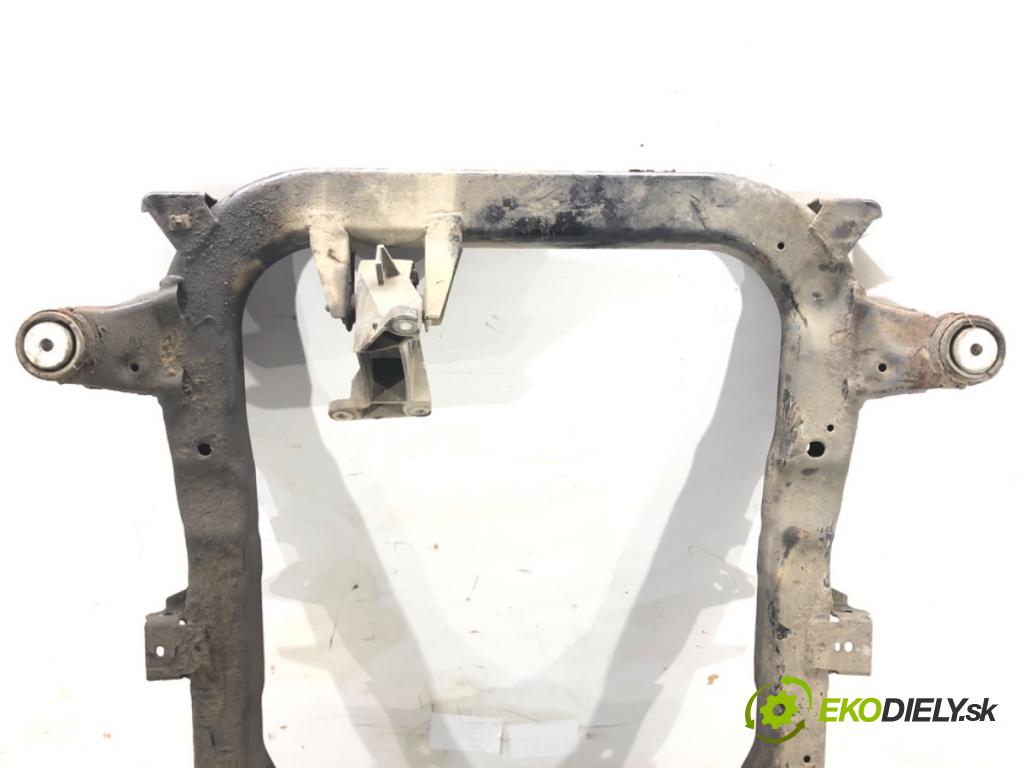 OPEL VECTRA C Kombi (Z02) 2003 - 2009    1.9 CDTI (F35) 110 kW [150 KM] olej napędowy 2004 - 2008  výztuha pod motor  (Výztuhy přední)