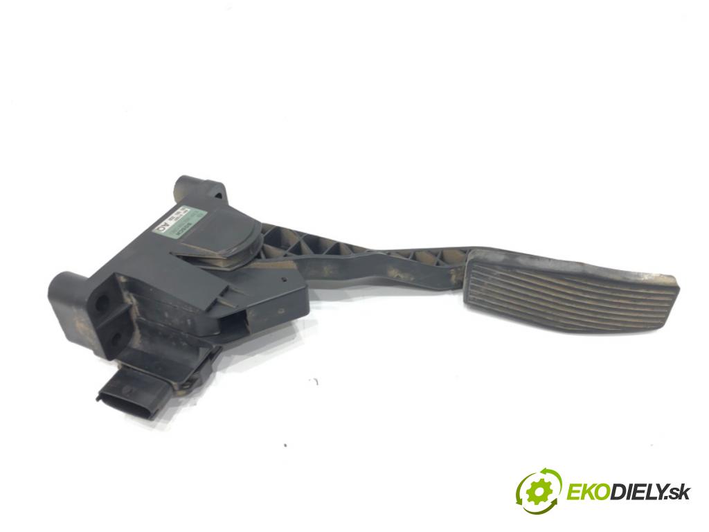 OPEL ZAFIRA A nadwozie wielkoprzestrzenne (MPV) (T98) 1999 - 2005    2.0 DI 16V (F75) 60 kW [82 KM] olej napędowy 1999 - 2005  Potenciometer plynu 90581208 (Pedále)