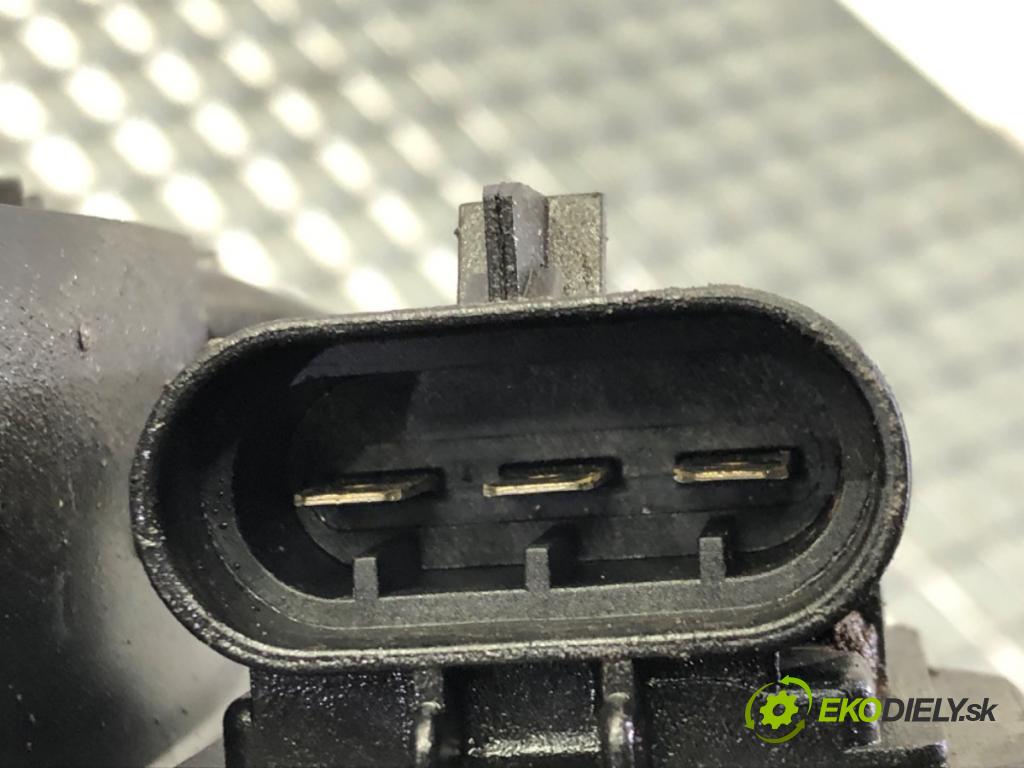 OPEL ASTRA G liftback (T98) 1998 - 2009    1.6 (F08, F48) 62 kW [84 KM] benzyna 2000 - 2005  Ventilátor chladiča 0130303841 90572750 (Ventilátory)