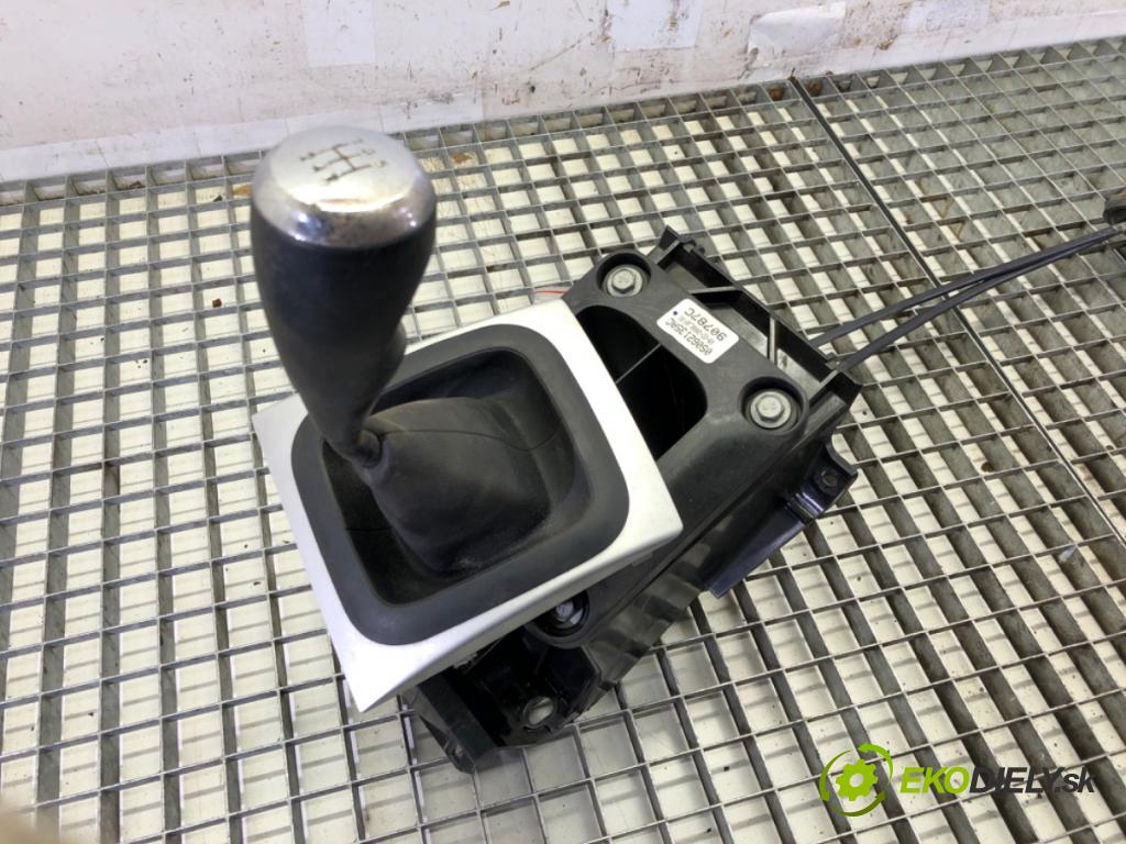 DODGE CALIBER 2006 - 2022    1.8 110 kW [150 KM] benzyna 2006 - 2009  Kulisa 05062135AC (Rýchlostné páky / kulisy)