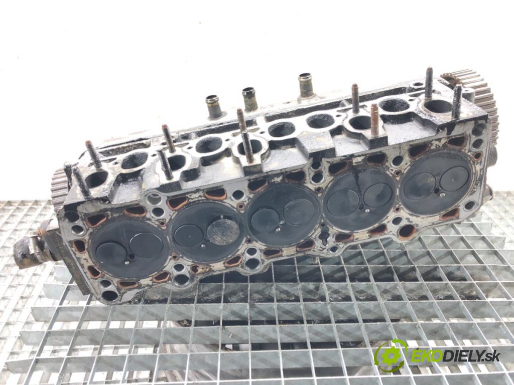 AUDI A6 C4 Avant (4A5) 1994 - 1997    2.5 TDI 103 kW [140 KM] olej napędowy 1994 - 1997  Hlava valcov 046103373B (Hlavy valcov)