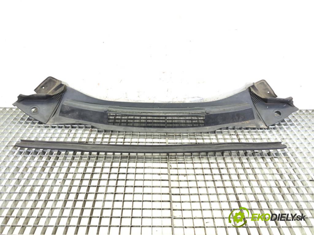 OPEL ZAFIRA B Nadwozie pełne/minivan (A05) 2005 - 2015    1.9 CDTI VAN (M75) 88 kW [120 KM] olej napędowy 2005 - 2015  Torpédo, plast pod čelné okno  (Torpéda)