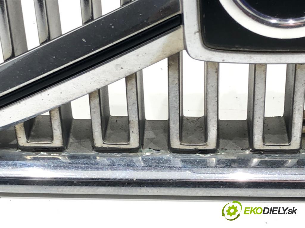 VOLVO S80 I (184) 1998 - 2008    2.8 T6 200 kW [272 KM] benzyna 1998 - 2001  mřížka maska  (Mřížky (masky) chladičů)