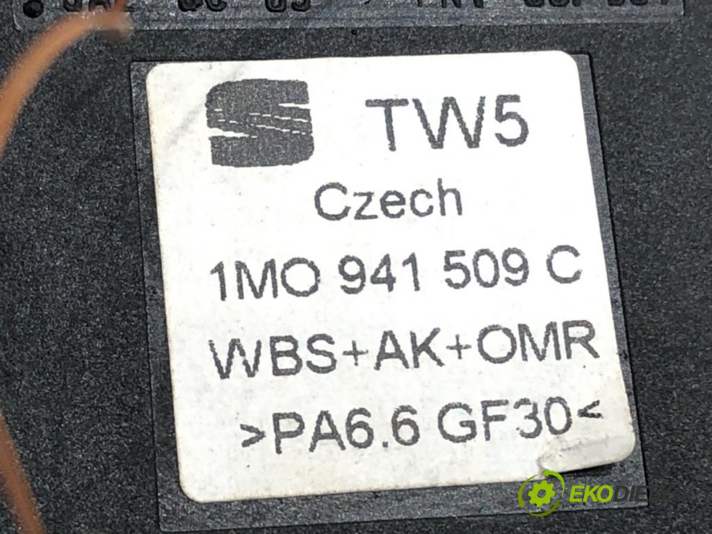 SEAT LEON (1M1) 1999 - 2006    1.9 TDI 81 kW [110 KM] olej napędowy 1999 - 2006  Spínač svetiel výstražných (núdzových)  (Prepínače, spínače, tlačidlá a ovládače kúrenia)