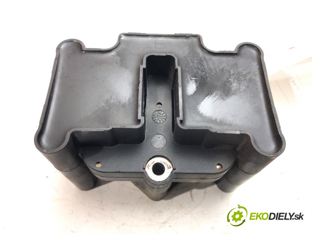 VW POLO (6N2) 1999 - 2001    1.0 37 kW [50 KM] benzyna 1999 - 2001  Cievka zapaľovacia  (Zapaľovacie cievky, moduly)