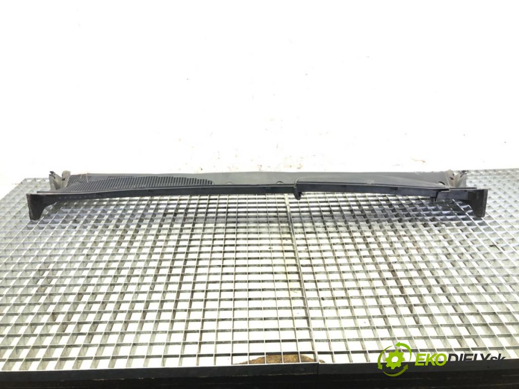 RENAULT KANGOO / GRAND KANGOO II (KW0/1_) 2008 - 2022    1.5 dCi 85 (KW0K, KW0L, KW0B) 63 kW [86 KM] olej napędowy 2008 - 2022  Torpédo, plast pod čelné okno 8200439131 (Torpéda)