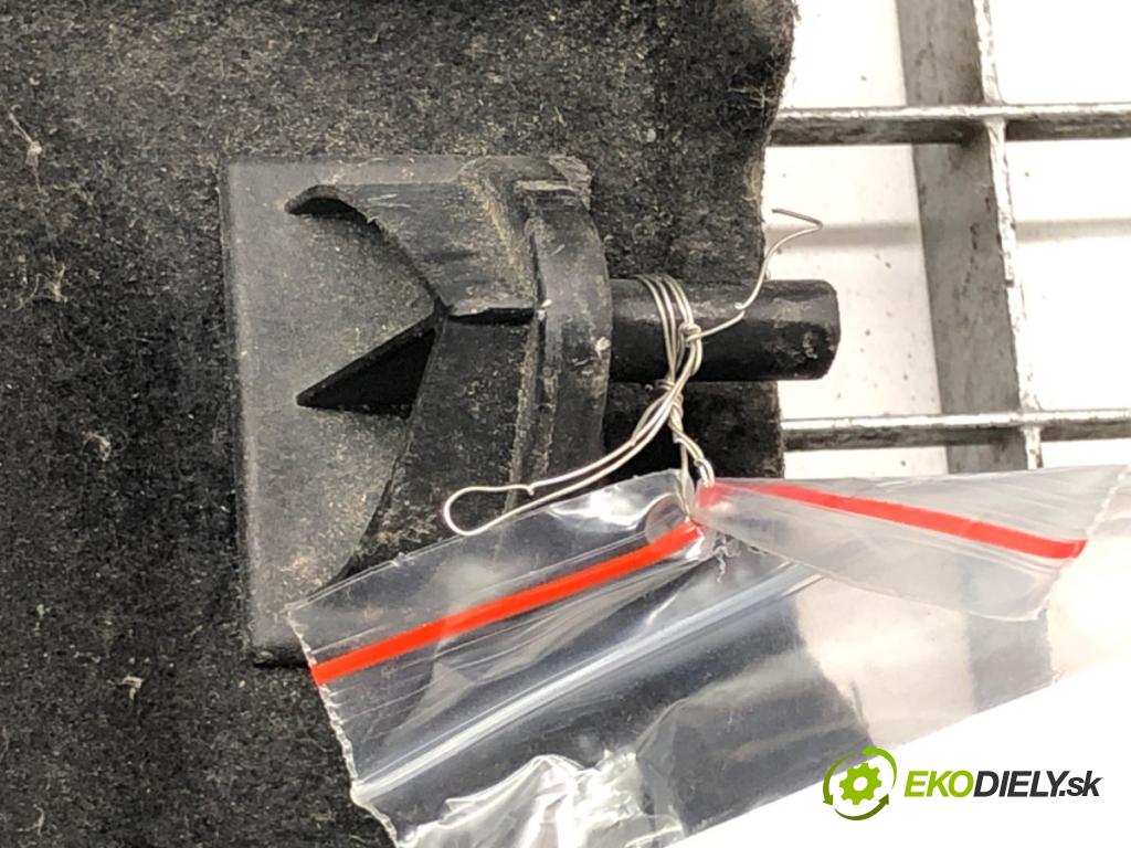 RENAULT KANGOO / GRAND KANGOO II (KW0/1_) 2008 - 2022    1.5 dCi 85 (KW0K, KW0L, KW0B) 63 kW [86 KM] olej napędowy 2008 - 2022  Pláto zadná  (Pláta zadné)