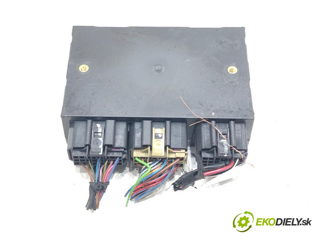 SEAT LEON (1M1) 1999 - 2006    1.9 TDI 81 kW [110 KM] olej napędowy 1999 - 2006  Modul komfortu 1C0959799E (Moduly komfortu)