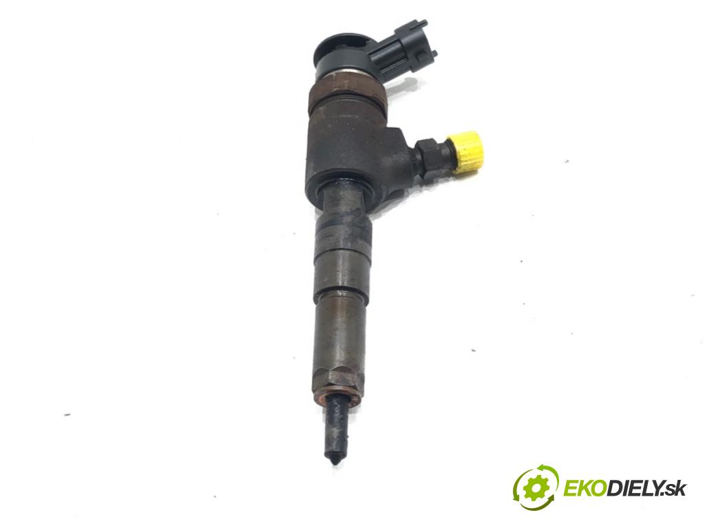 PEUGEOT 206 liftback (2A/C) 1998 - 2012    1.4 HDi eco 70 50 kW [68 KM] olej napędowy 2001 - 2009  vstrekovač 0445110135 (Vstrekovače)