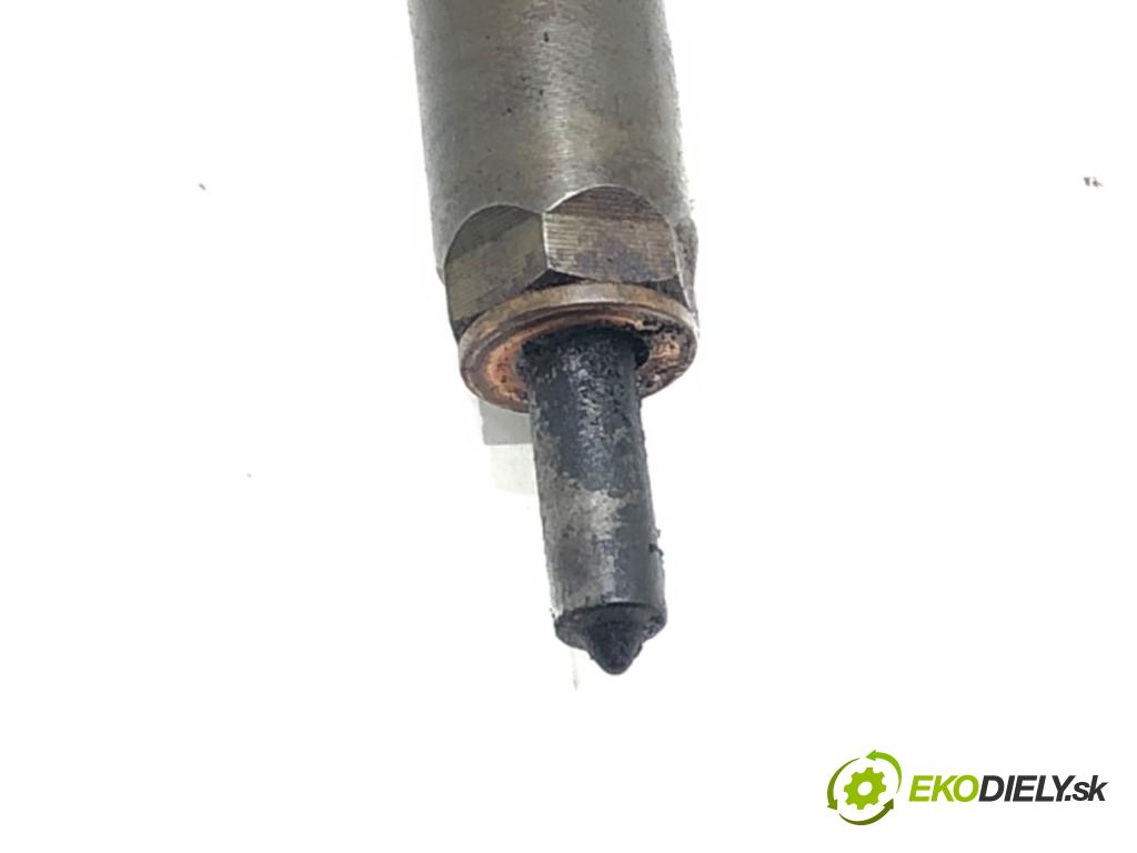 PEUGEOT 206 liftback (2A/C) 1998 - 2012    1.4 HDi eco 70 50 kW [68 KM] olej napędowy 2001 - 2009  vstrekovač 0445110135 (Vstrekovače)