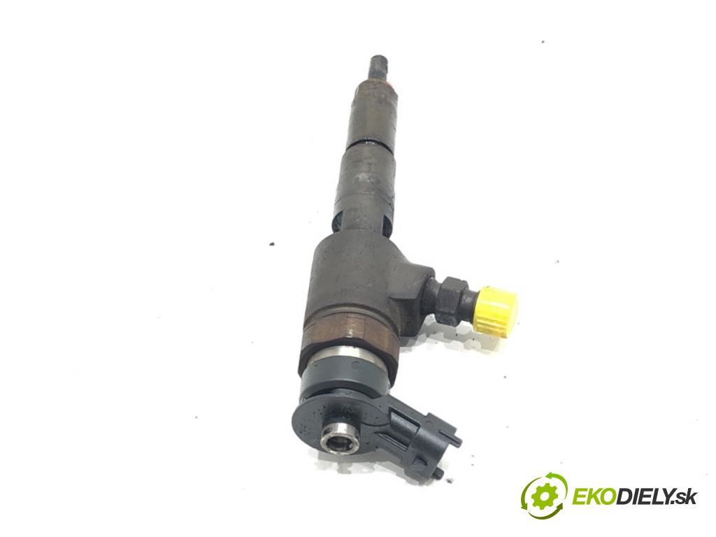 PEUGEOT 206 liftback (2A/C) 1998 - 2012    1.4 HDi eco 70 50 kW [68 KM] olej napędowy 2001 - 2009  vstrekovač 0445110135 (Vstrekovače)