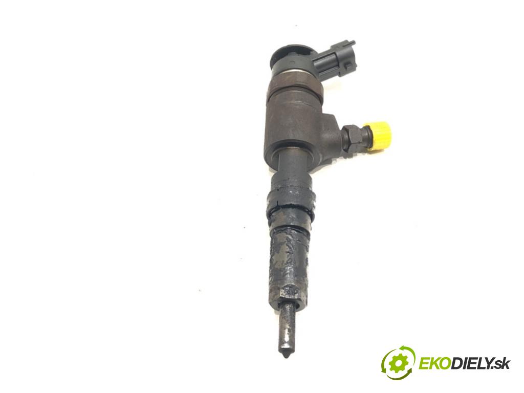 PEUGEOT 206 liftback (2A/C) 1998 - 2012    1.4 HDi eco 70 50 kW [68 KM] olej napędowy 2001 - 2009  vstrekovač 0445110135 (Vstrekovače)