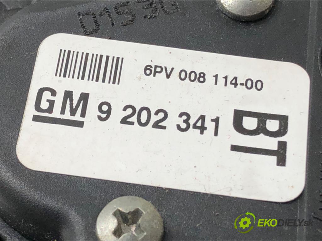 OPEL ZAFIRA A nadwozie wielkoprzestrzenne (MPV) (T98) 1999 - 2005    1.8 16V (F75) 92 kW [125 KM] benzyna 2000 - 2005  Potenciometer plynu 9202341 (Pedále)