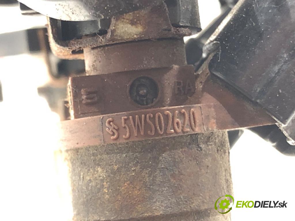 SKODA FABIA I (6Y2) 1999 - 2008    1.4 44 kW [60 KM] benzyna 2000 - 2002  Lišta vstrekovacia 5WS02620 (Vstrekovacie lišty)