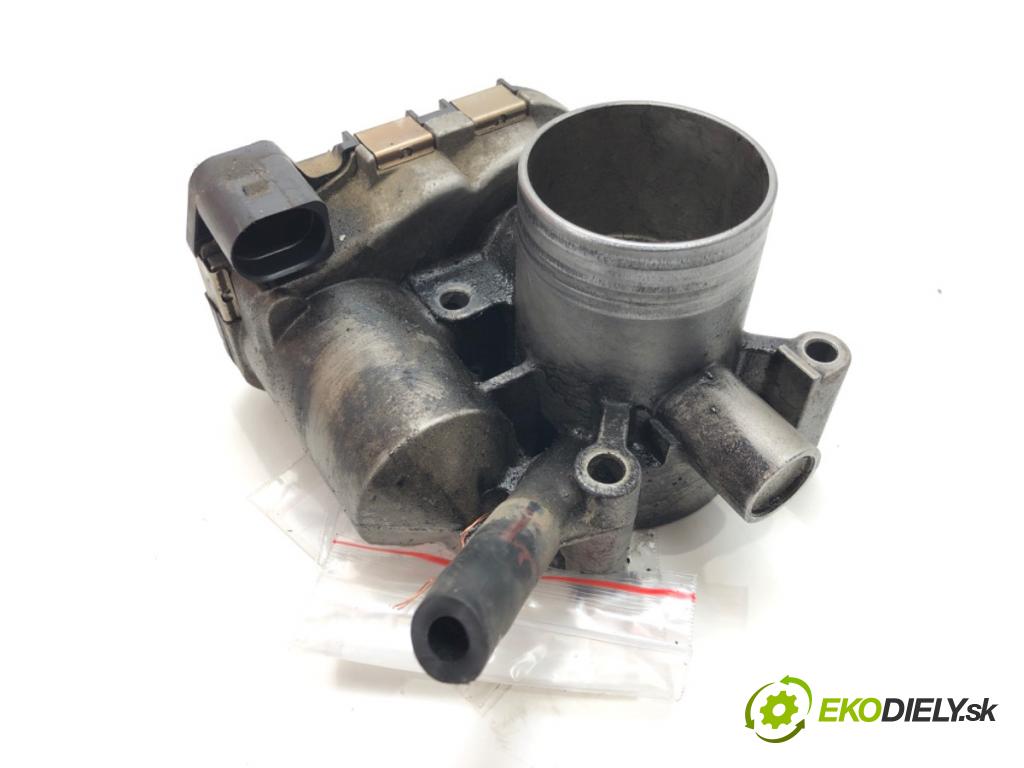 SEAT CORDOBA (6K1, 6K2) 1993 - 2002    1.4 i 44 kW [60 KM] benzyna 1994 - 2002  Škrtiaca klapka 030133062A (Škrtiace klapky)