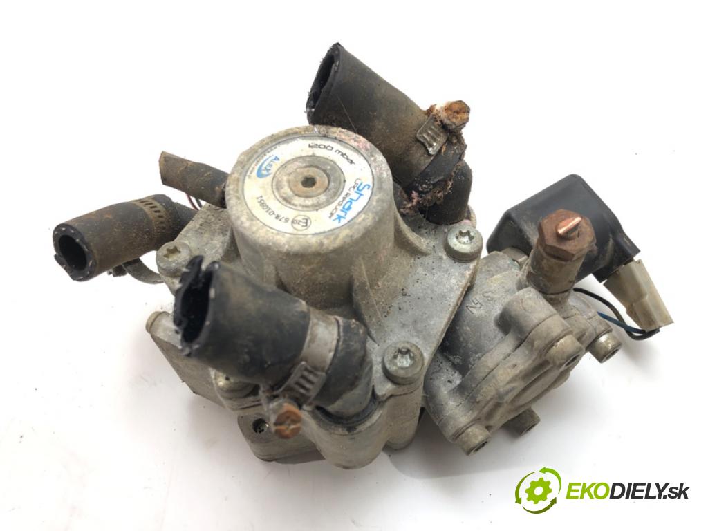 SEAT CORDOBA (6K1, 6K2) 1993 - 2002 kvalita A  motor 1.4B 44kW (60KM) AKK : VIN: sedan 4D Prevodovka MANUALNA 5 PREVODOVKY: farba zelen rok rok vyr. 1999 obdobie rok vyr. 1993-2002