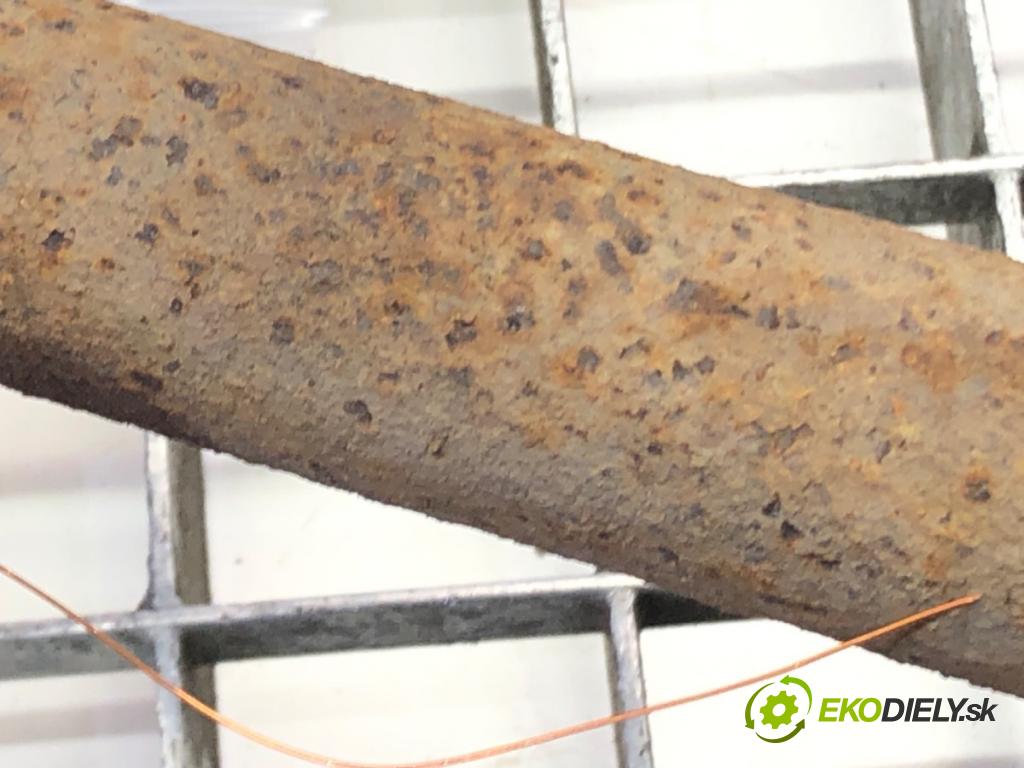 TOYOTA AVENSIS Kombi (_T22_) 1997 - 2003    2.0 D-4D (CDT220_) 81 kW [110 KM] olej napędowy 1999 - 2003  Poloos ľavy predný