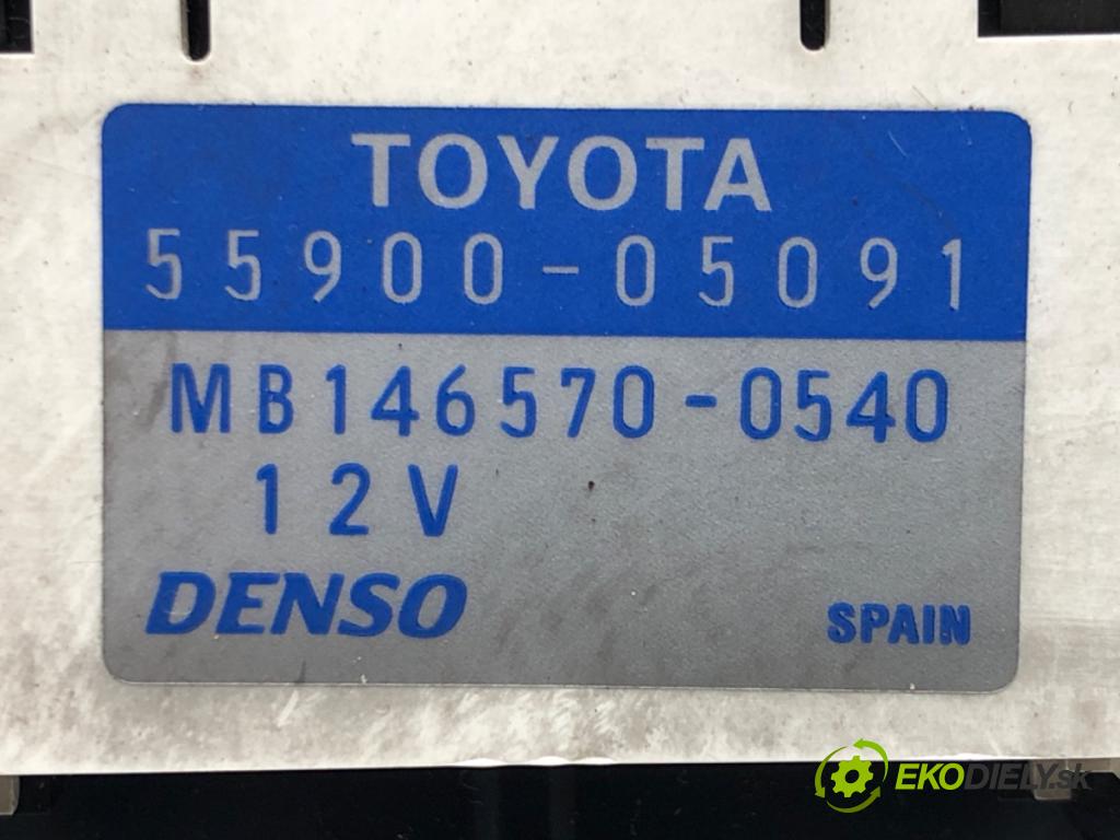 TOYOTA AVENSIS Kombi (_T22_) 1997 - 2003    2.0 D-4D (CDT220_) 81 kW [110 KM] olej napędowy 1999 - 2003  Panel ovládania kúrenia 55900-05091 (Prepínače, spínače, tlačidlá a ovládače kúrenia)