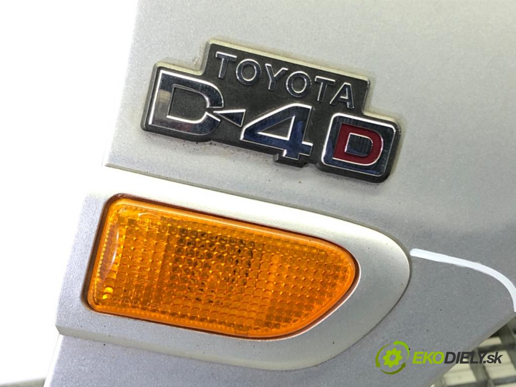 TOYOTA AVENSIS Kombi (_T22_) 1997 - 2003    2.0 D-4D (CDT220_) 81 kW [110 KM] olej napędowy 1999 - 2003  blatník pravý přední část