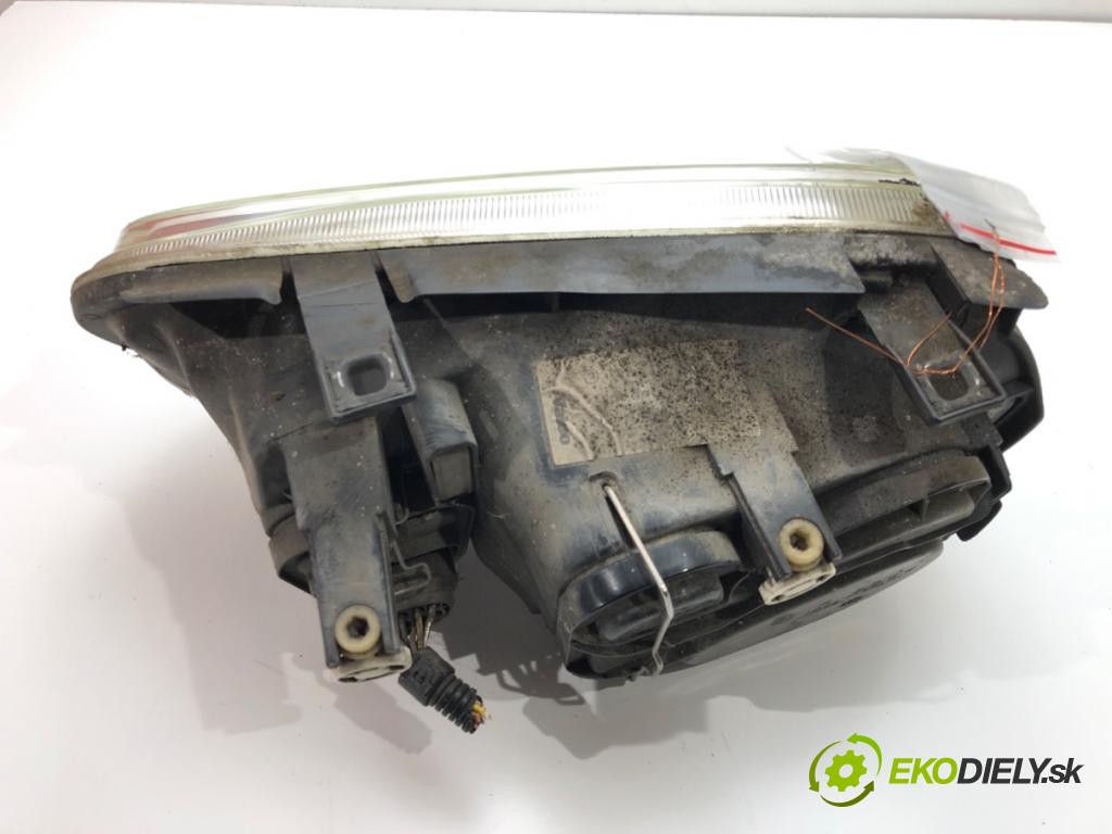 VW GOLF IV (1J1) 1997 - 2008    1.4 16V 55 kW [75 KM] benzyna 1997 - 2004  Svetlomet pravy predný