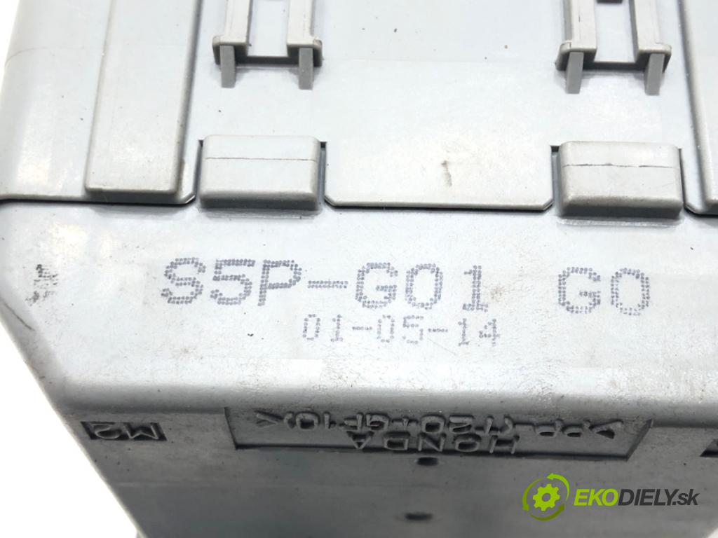 HONDA CIVIC VII coupe (EM2) 2001 - 2005    1.7 i VTEC (EM2) 92 kW [125 KM] benzyna 2001 - 2005  skříňka poistková S5P-G01 (Pojistkové skříňky)