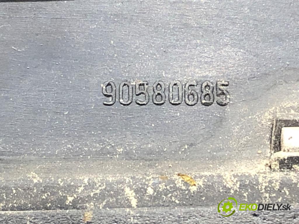 OPEL ZAFIRA A nadwozie wielkoprzestrzenne (MPV) (T98) 1999 - 2005    1.8 16V (F75) 85 kW [116 KM] benzyna 1999 - 2000  Mriežka maska 90580685 (Mriežky, masky)