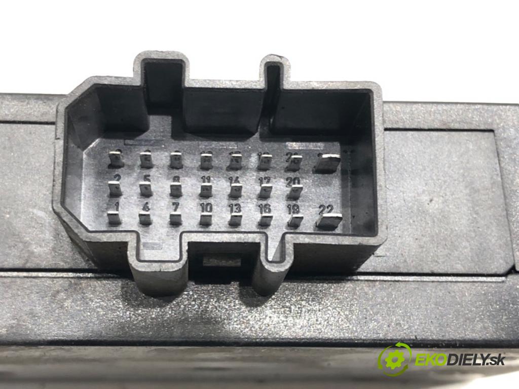 VW GOLF IV (1J1) 1997 - 2008    1.9 TDI 66 kW [90 KM] olej napędowy 1997 - 2004  Modul komfortu 1J0959799Q (Moduly komfortu)