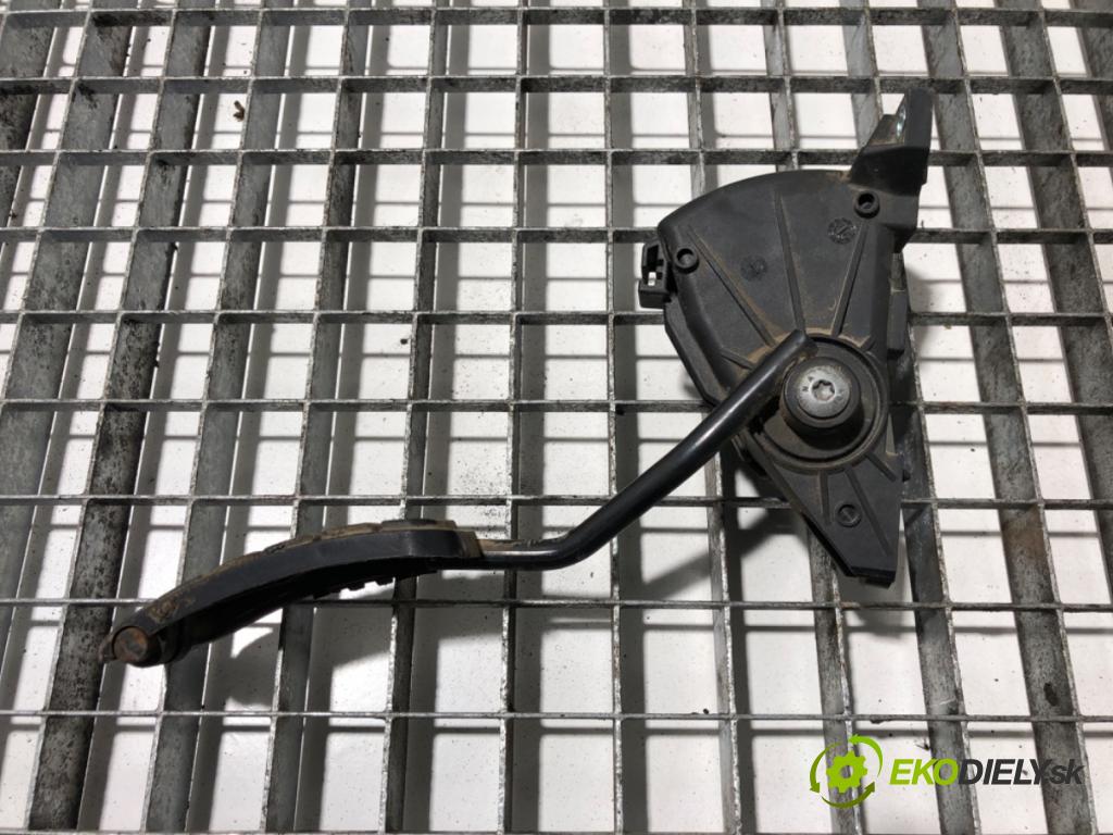 RENAULT MASTER II Autobus (JD) 1998 - 2022    2.5 dCi 120 84 kW [115 KM] olej napędowy 2001 - 2022  Potenciometer plynu 7700314525 (Pedále)