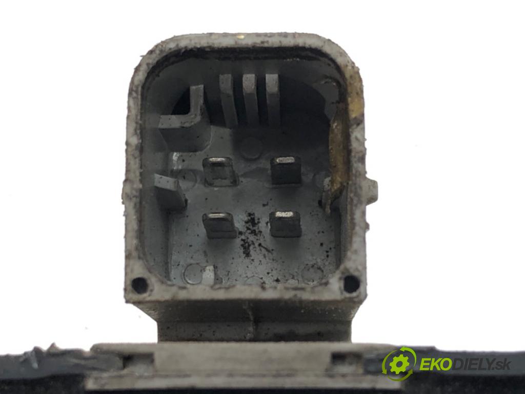 PEUGEOT 206 liftback (2A/C) 1998 - 2012    1.1 i 44 kW [60 KM] benzyna 1998 - 2007  Cievka zapaľovacia  (Zapaľovacie cievky, moduly)