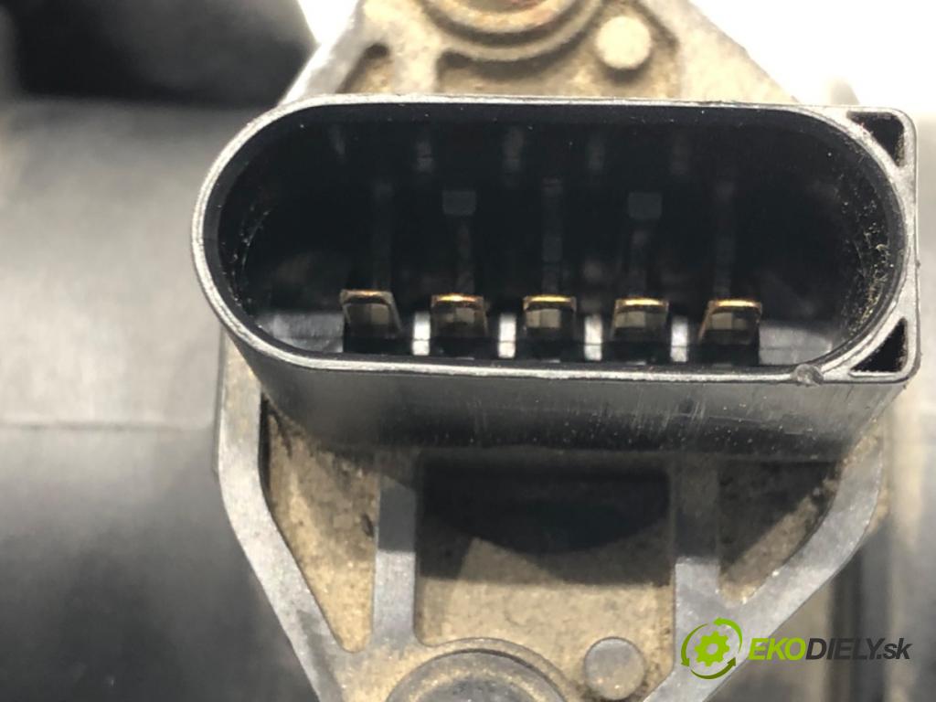 VW PASSAT B5 (3B2) 1996 - 2001    1.9 TDI 66 kW [90 KM] olej napędowy 1996 - 2000  Váha vzduchu 0281002216 (Váhy vzduchu)