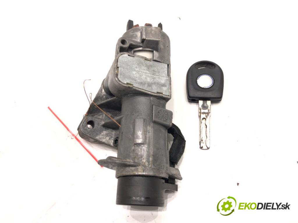 VW GOLF IV (1J1) 1997 - 2008    2.0 85 kW [115 KM] benzyna 1998 - 2004  spinačka  (Spínacie skrinky a kľúče)