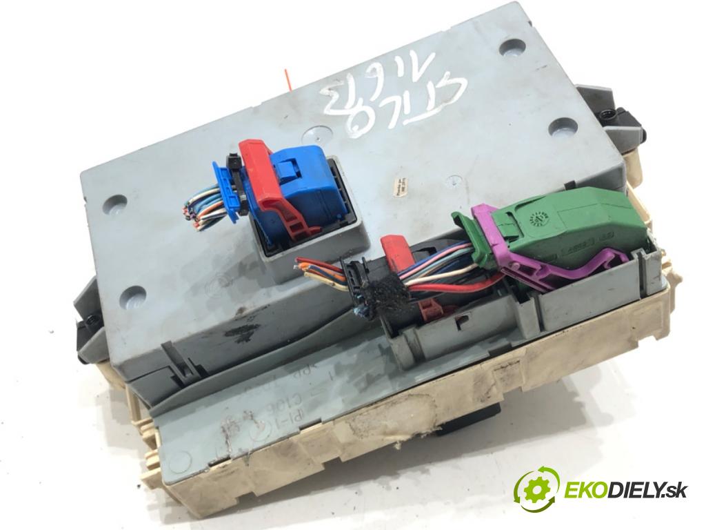 FIAT STILO (192_) 2001 - 2010    1.6 16V (192_XB1A) 76 kW [103 KM] benzyna 2001 - 2006  modul BSI 51708059 (Pojistkové skříňky)