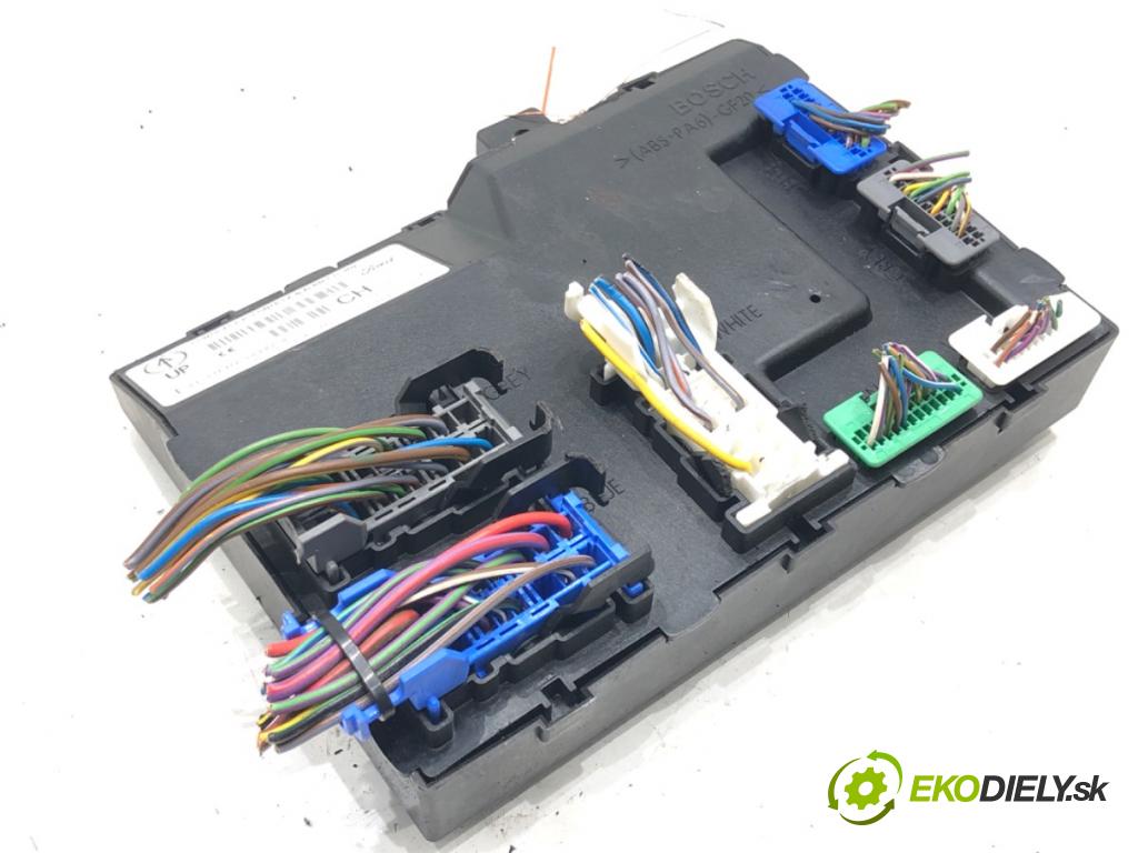 FORD FIESTA VI (CB1, CCN) 2008 - 2022    1.25 60 kW [82 KM] benzyna 2008 - 2017  Modul komfortu 8V51-15K600-CH (Moduly komfortu)