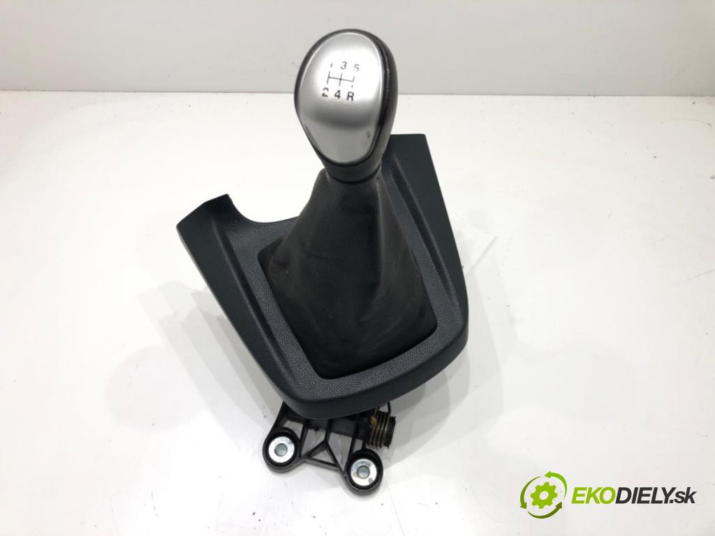 FORD FIESTA VI (CB1, CCN) 2008 - 2022    1.25 60 kW [82 KM] benzyna 2008 - 2017  Kulisa 8A6R-7C453-MBB (Rýchlostné páky / kulisy)