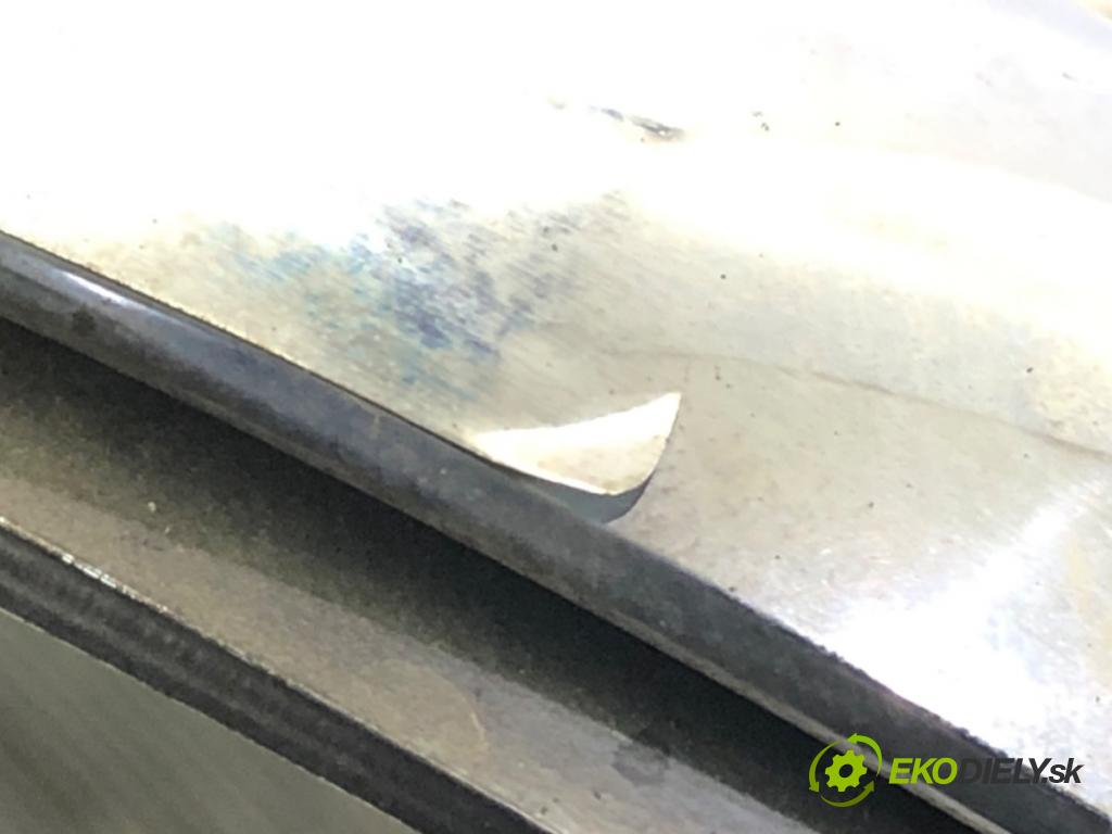 JAGUAR X-TYPE I (X400) 2001 - 2009    2.2 D 114 kW [155 KM] olej napędowy 2005 - 2009  mřížka maska  (Mřížky (masky) chladičů)