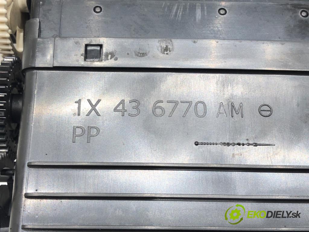 JAGUAR X-TYPE I (X400) 2001 - 2009    2.2 D 114 kW [155 KM] olej napędowy 2005 - 2009  Mriežky kúrenia stredna 1X436770AM (Mriežky kúrenia (fukáre))