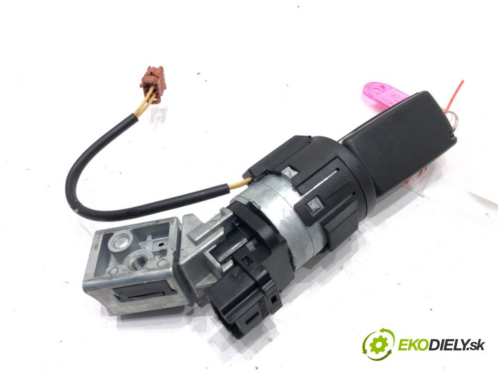 PEUGEOT 308 I (4A_, 4C_) 2007 - 2016    1.6 16V 88 kW [120 KM] benzyna 2007 - 2014  spinačka  (Spínacie skrinky a kľúče)