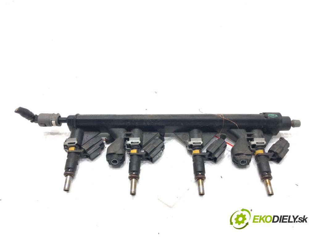 PEUGEOT 308 I (4A_, 4C_) 2007 - 2016    1.6 16V 88 kW [120 KM] benzyna 2007 - 2014  Lišta vstrekovacia 757564580 (Vstrekovacie lišty)