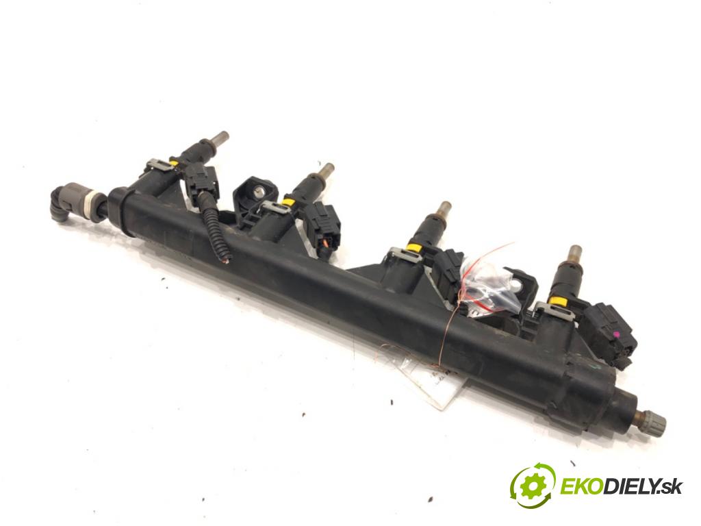 PEUGEOT 308 I (4A_, 4C_) 2007 - 2016    1.6 16V 88 kW [120 KM] benzyna 2007 - 2014  Lišta vstrekovacia 757564580 (Vstrekovacie lišty)