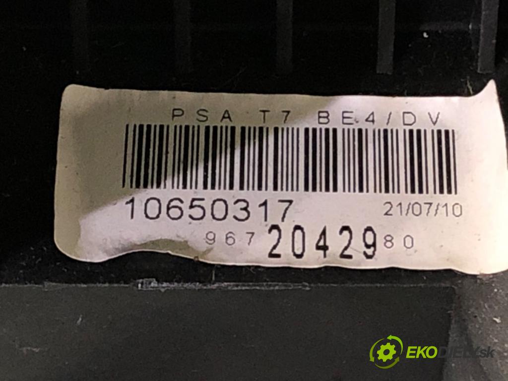 PEUGEOT 308 I (4A_, 4C_) 2007 - 2016    1.6 16V 88 kW [120 KM] benzyna 2007 - 2014  Kulisa  (Rýchlostné páky / kulisy)